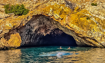 naxos snorkeling stop for day boat trip