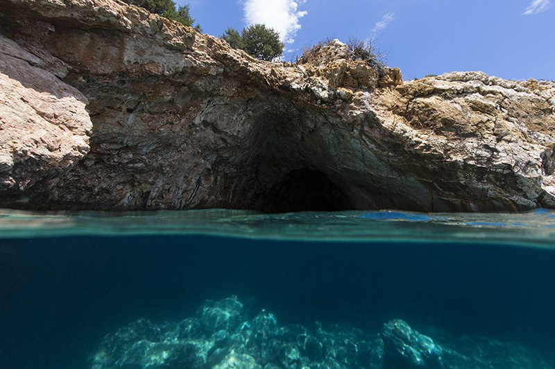 Naxos Rina Cave