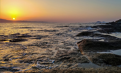 sunset motor boat tour around naxos paros